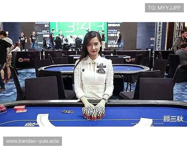 百家乐荷官在游戏中的角色与职责详解帮助玩家理解荷官的工作流程与操作规范